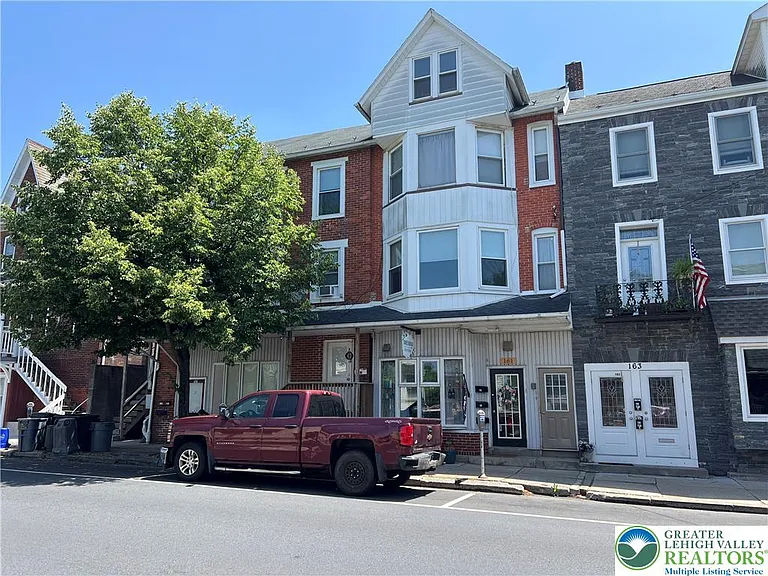 161 S Main St #201 — Photo 1