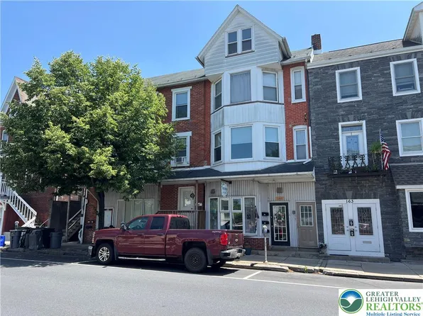 161 S Main St APT 201, Nazareth, PA 18064