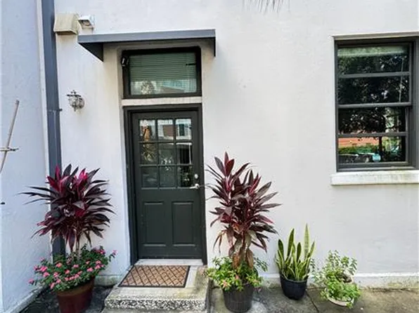 528 Selma St APT B, Savannah, GA 31401