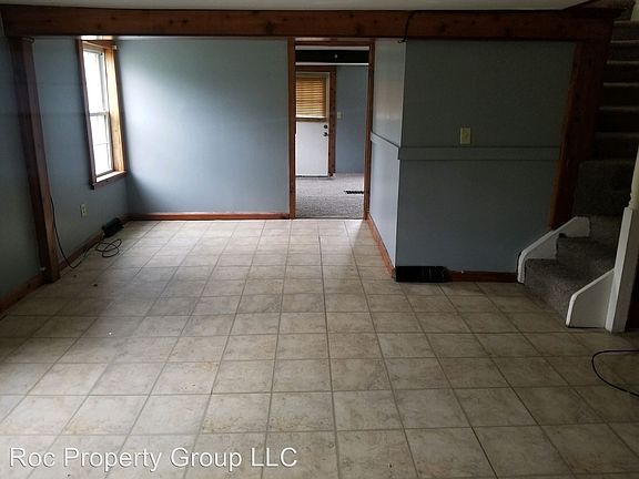 2nd image of 25 Ellis Pl