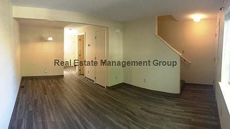 2nd image of 2803 Rockridge Ct APT 5