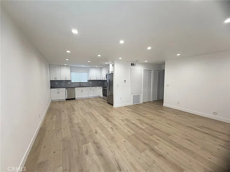 6709 Denny Ave #1/2 — Photo 3