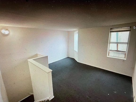 3rd image of 330 Bainbridge St #32