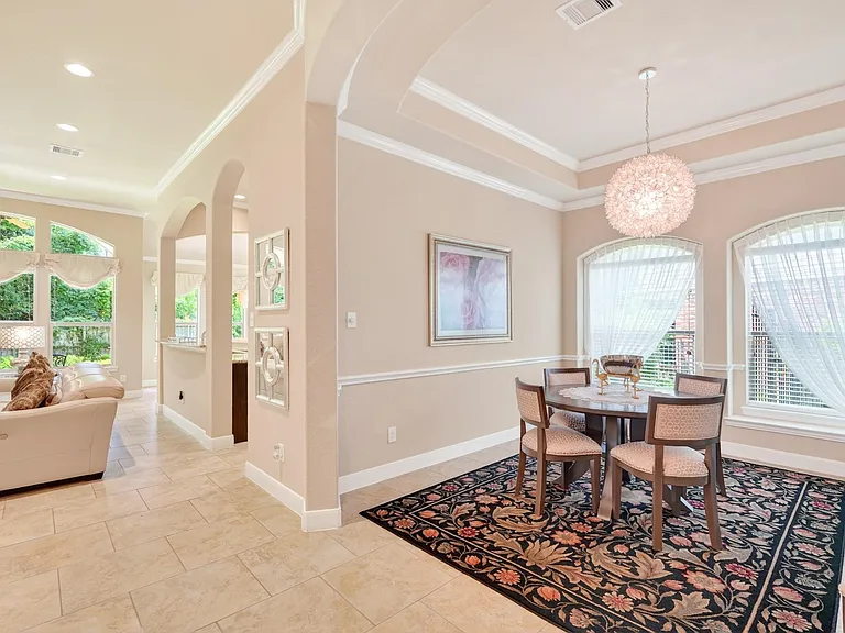 55 S Victoriana Cir — Photo 10