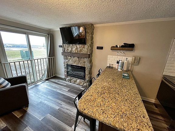 5th image of 75 Mountain Lodge Ln #104