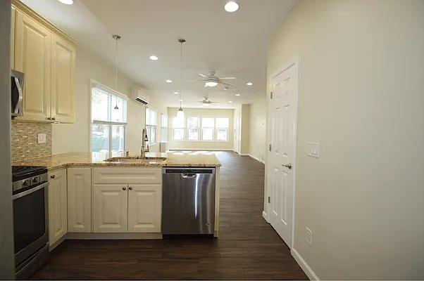 Rented by Corcoran | media 15
