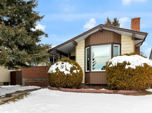 4640 S Rundlehill Rd NE, Calgary, AB T1Y 2P5