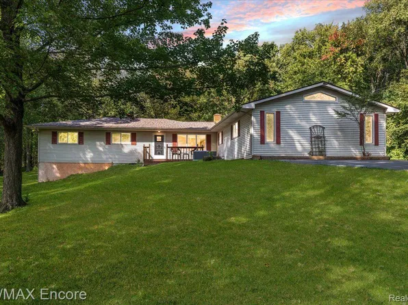 11720 Andersonville Rd, Davisburg, MI 48350