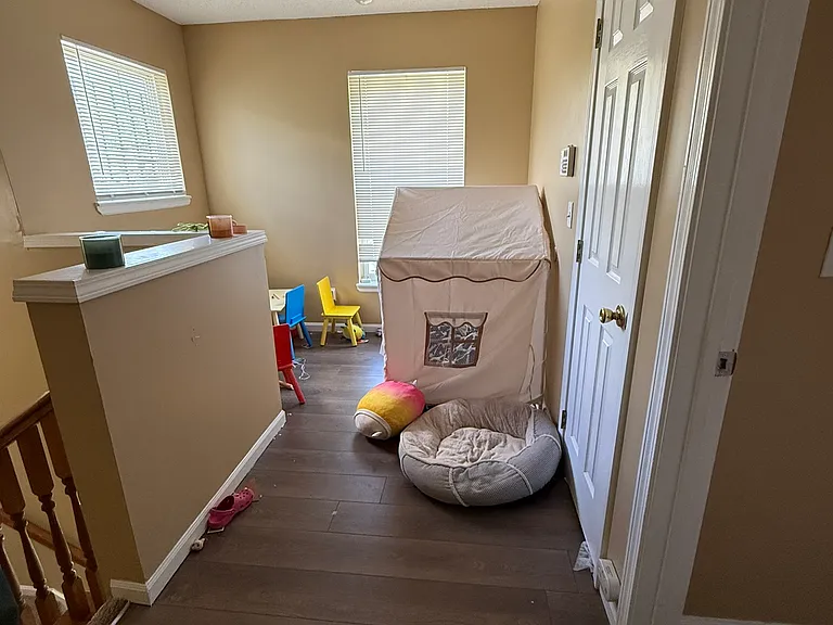 4202 Flora Ave #4200 — Photo 31