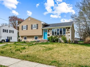 31 Linden Rd, Burlington, NJ 08016