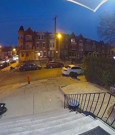 4th image of 2356 N Park Ave #A
