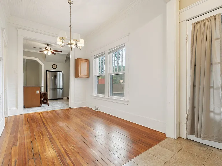 2726 N Roxboro St — Photo 3