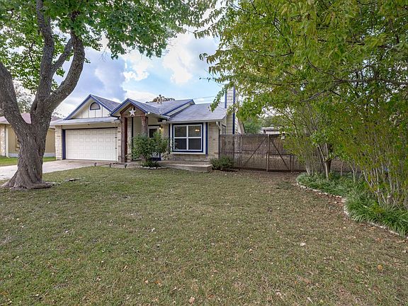 2nd image of 1307 Texas Oak Way