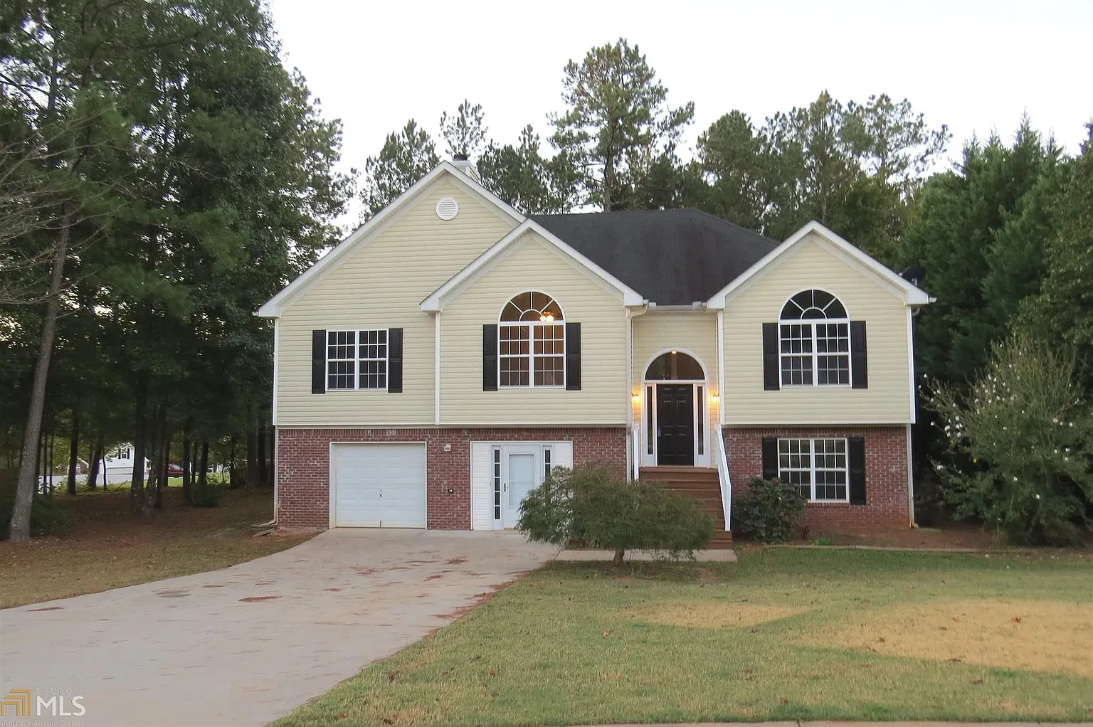 4012 Hemingway Dr photo 1