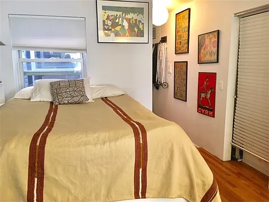 Rented by Bank Neary | media 53