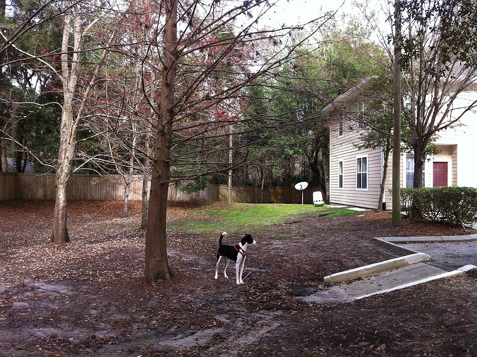 end-unit townhouse
