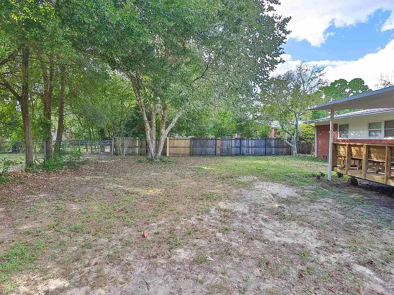 3795 Summer Dr — Photo 42