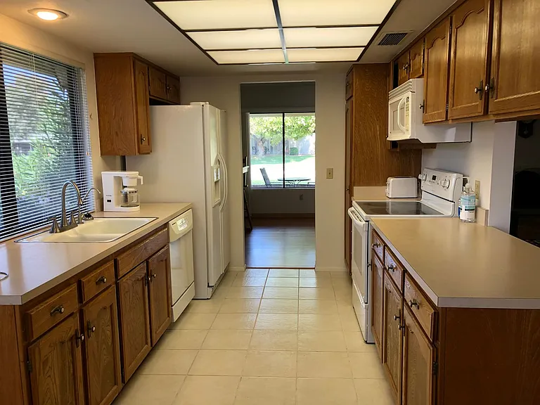 171 Leisure World — Photo 12