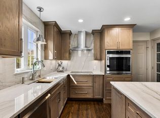 8 Orchard Way, Whitman, MA 02382