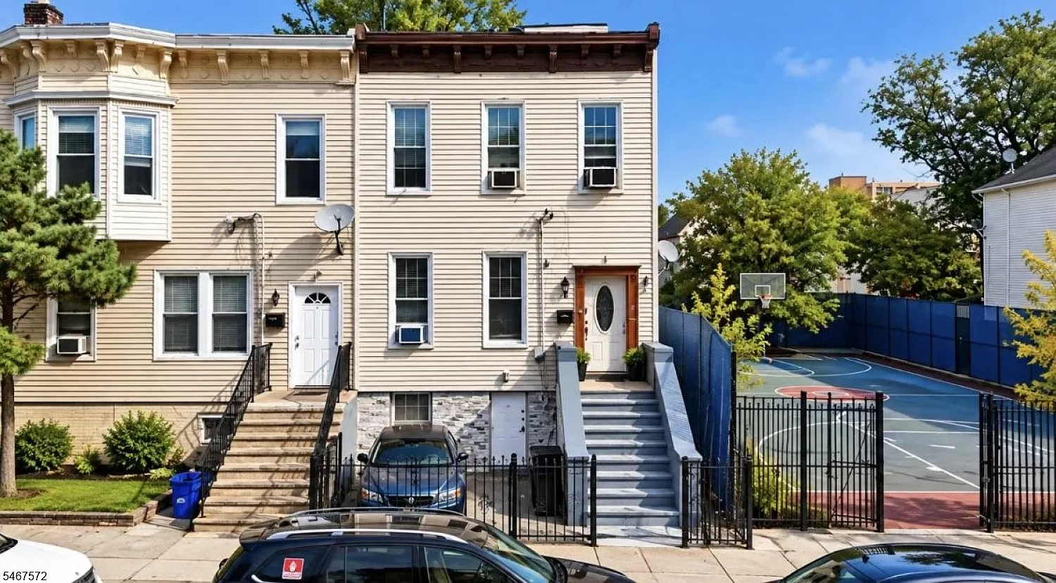 2 bed, 1.0 bath, $2,100 — Photo 1