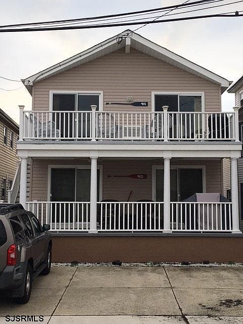 1st image of 915 Palen Ave Unit 2