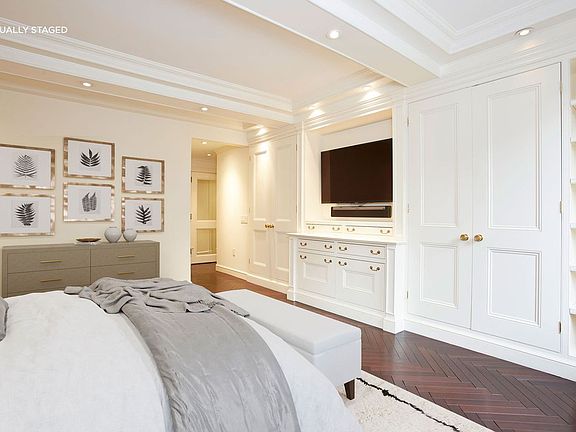 4th image of 15 E 69th St #4B