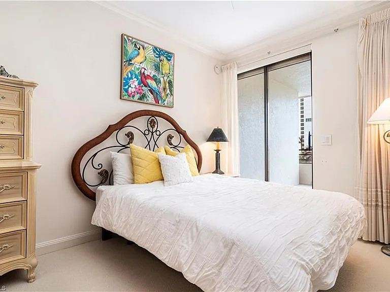 4400 Gulf Shore Blvd N #3-305 — Photo 18