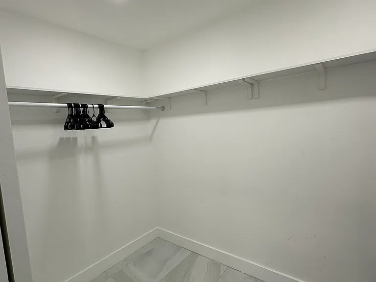 1060 Tyler St — Photo 19