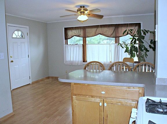 3rd image of 5463 N Nordica Ave