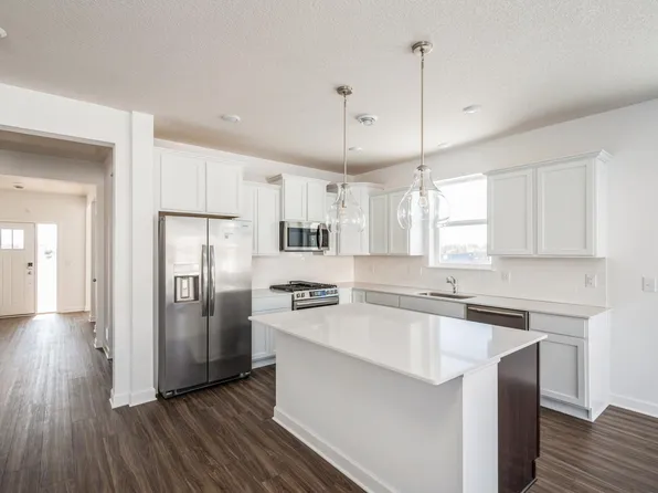 22525 Wood Ln, Rogers, MN 55374