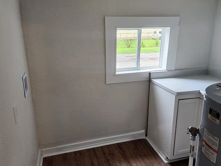 653 N Luett Ave #MAIN — Photo 4