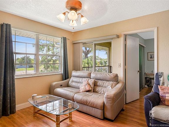 3rd image of 1518 SE Royal Green Cir #203