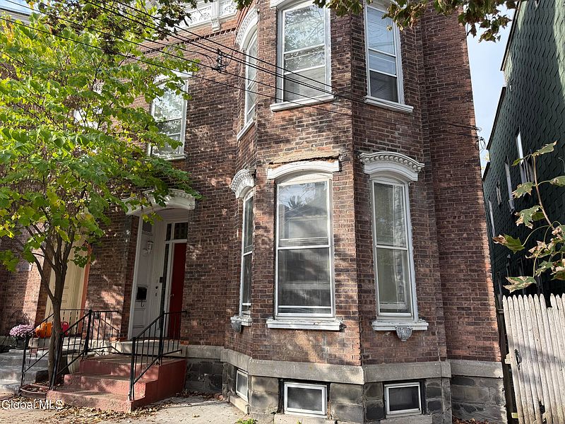 2nd image of 229 Green Street