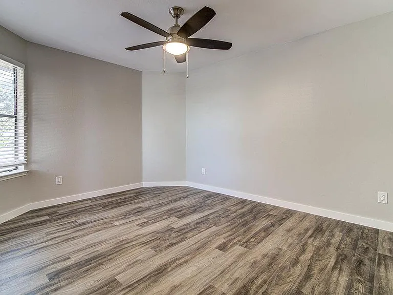 1205 Gregory Ln #1205 — Photo 8