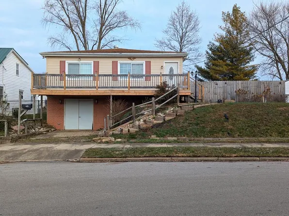 136 Hayward St, Circleville, OH 43113