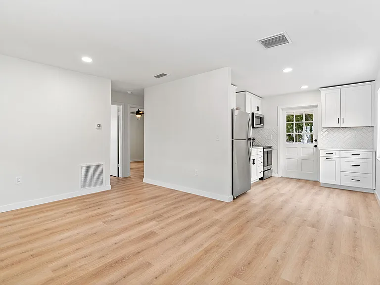 1028 Bass Blvd #C — Photo 4