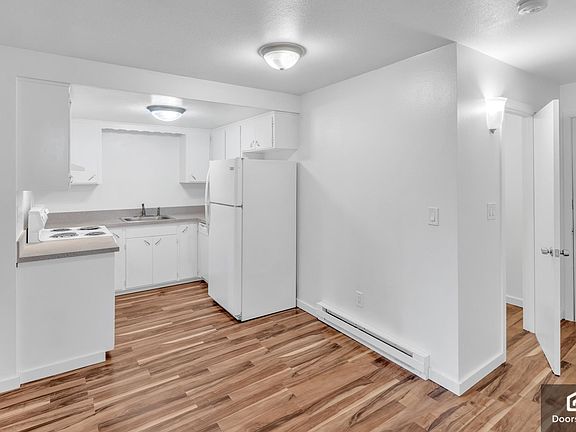 4th image of 4709 Vesper Dr #9
