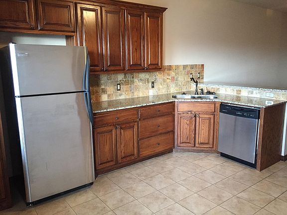 3rd image of 506 Cumberland Trl