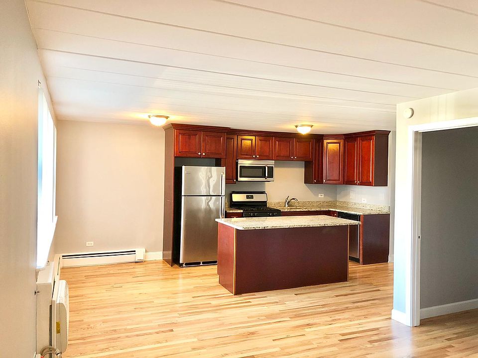 1st image of 2115 W Farwell Ave APT 310