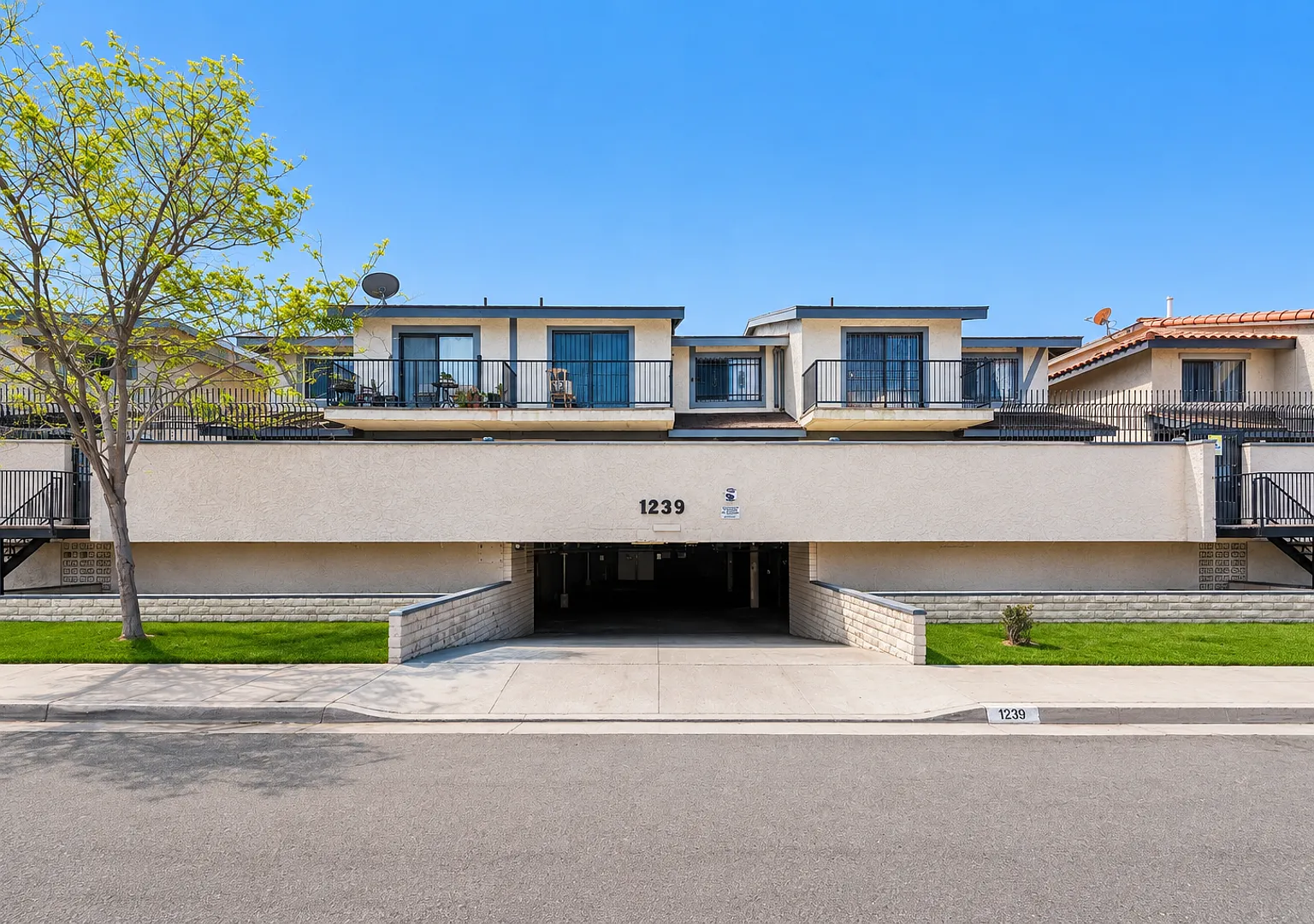 Beautifully Remodeled 3-Bedroom, 3-Bath Gardena Condo with Open-Concept Living — Photo 1