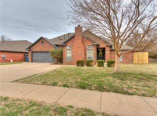 501 Sparrow Hawk, Edmond, OK 73003