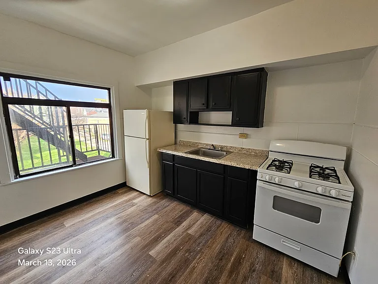 544 Bessemer Ave #3 — Photo 2