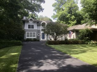 552 Ravine Ave, Lake Bluff, IL 60044