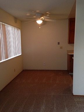 3rd image of 608 26th St APT 1