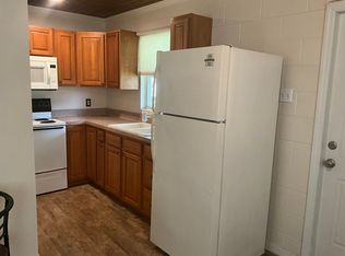 810 Flatwoods Rd APT 4, Leesburg, FL 34748