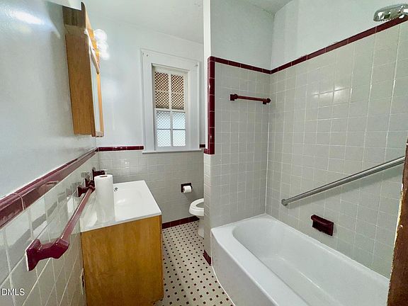 24th image of this home