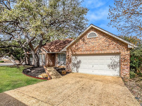 3rd image of 15674 Robin Ridge