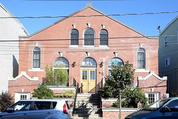 1st image of 336 Saratoga St APT 6