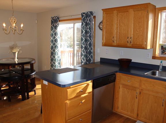 3rd image of 592 Antrim Cir NW