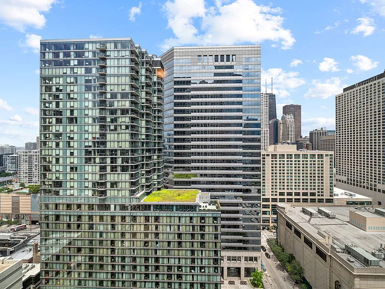 440 N Wabash Ave #2806 — Photo 3